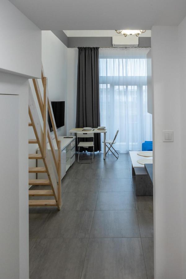 Studia Przy Lotnisku Od Wroclawapartament-Pl Exteriér fotografie
